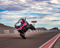 RAZR 2-wheel motion-1