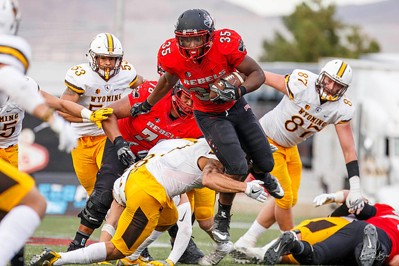 UNLV FB-3
